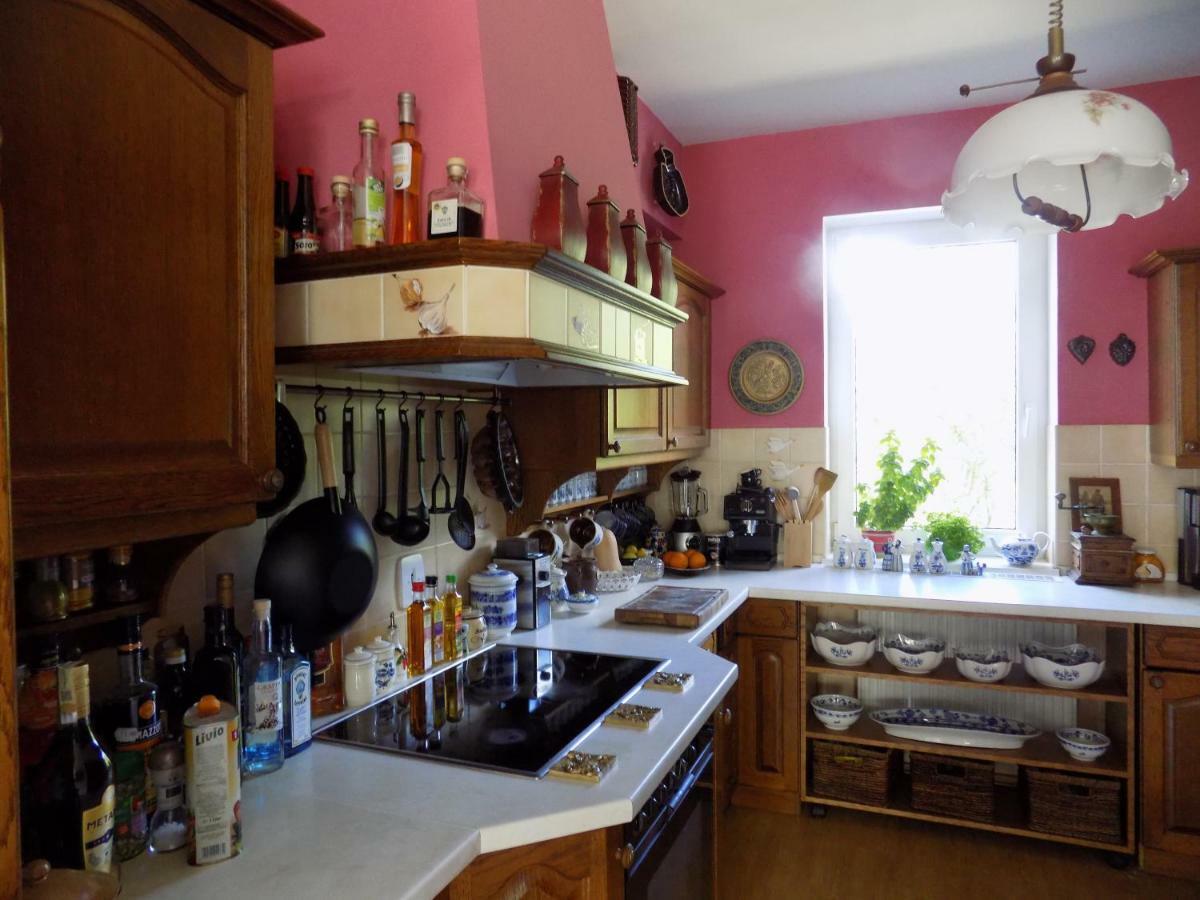 Landhaus Florian Apartamento Rovensko pod Troskami Exterior foto